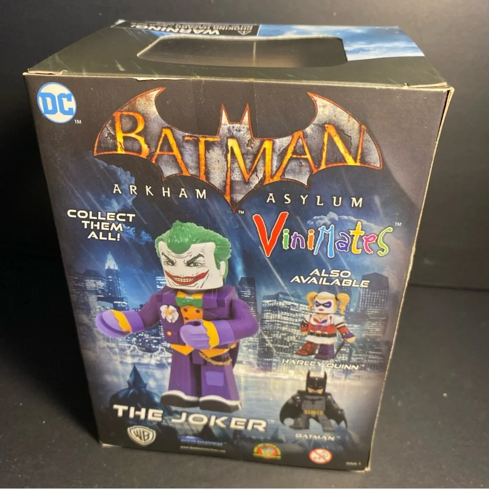 DC‎ Comics Batman Arkham Asylum Vinimates THE JOKER Diamond Select Toys Figure